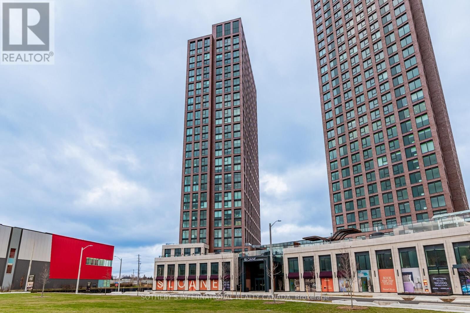 Property Photo:  29 York Garden Way 1003  ON M6A 2V1 