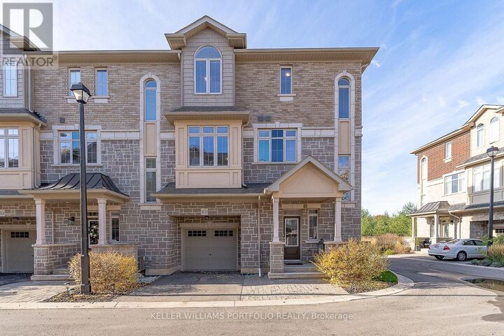 Property Photo:  2016 Deerview Common  ON L6M 0Y2 