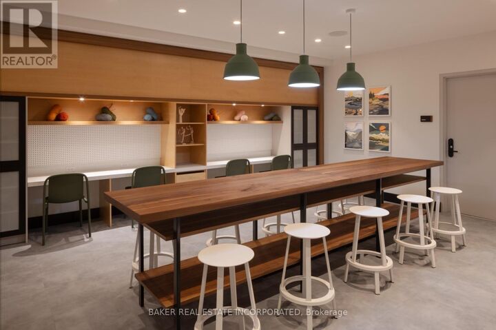 Property Photo:  131 Mill Street 1001  ON M5A 2Z8 