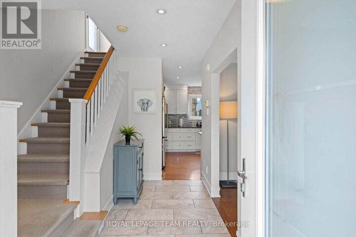 Property Photo:  2064 Neepawa Avenue  ON K2A 3L6 