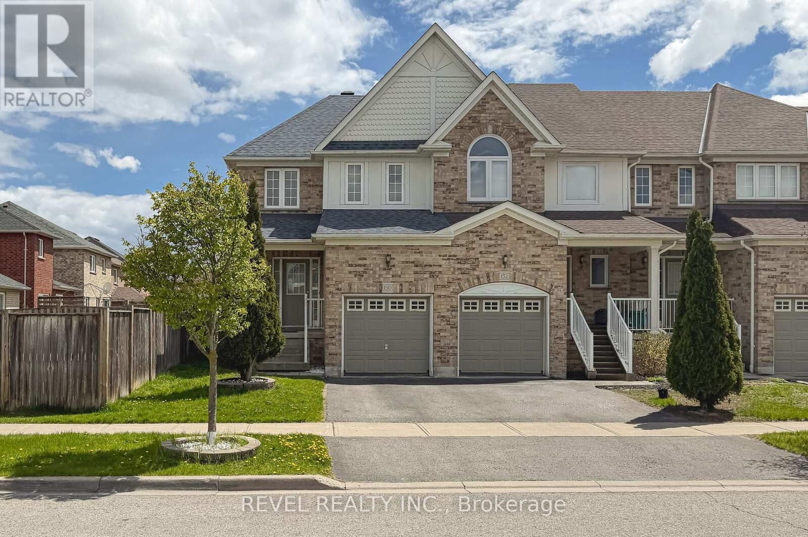 Property Photo:  150 Lady May Drive  ON L1R 3M4 