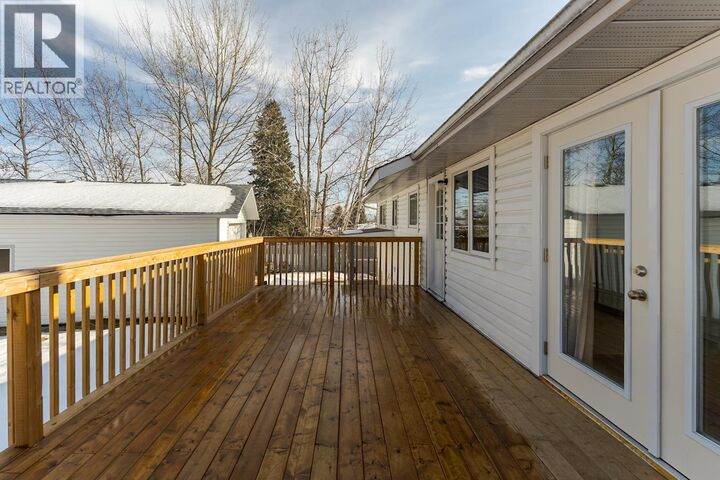 Photo de la propriété:  1450 Fraser Crescent  BC V2M 3Y2 