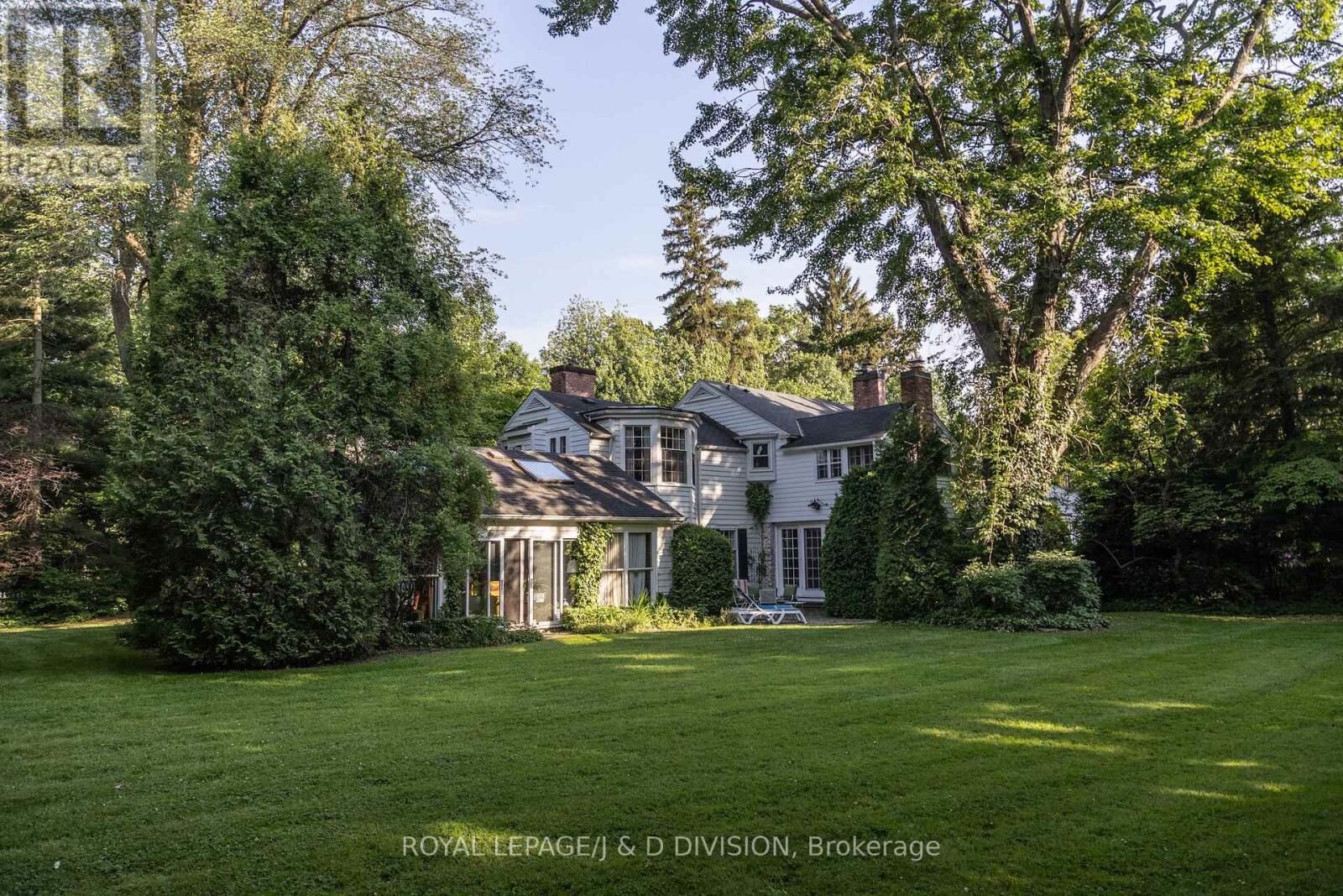 Property Photo:  217 Butler Street  ON L0S 1J0 