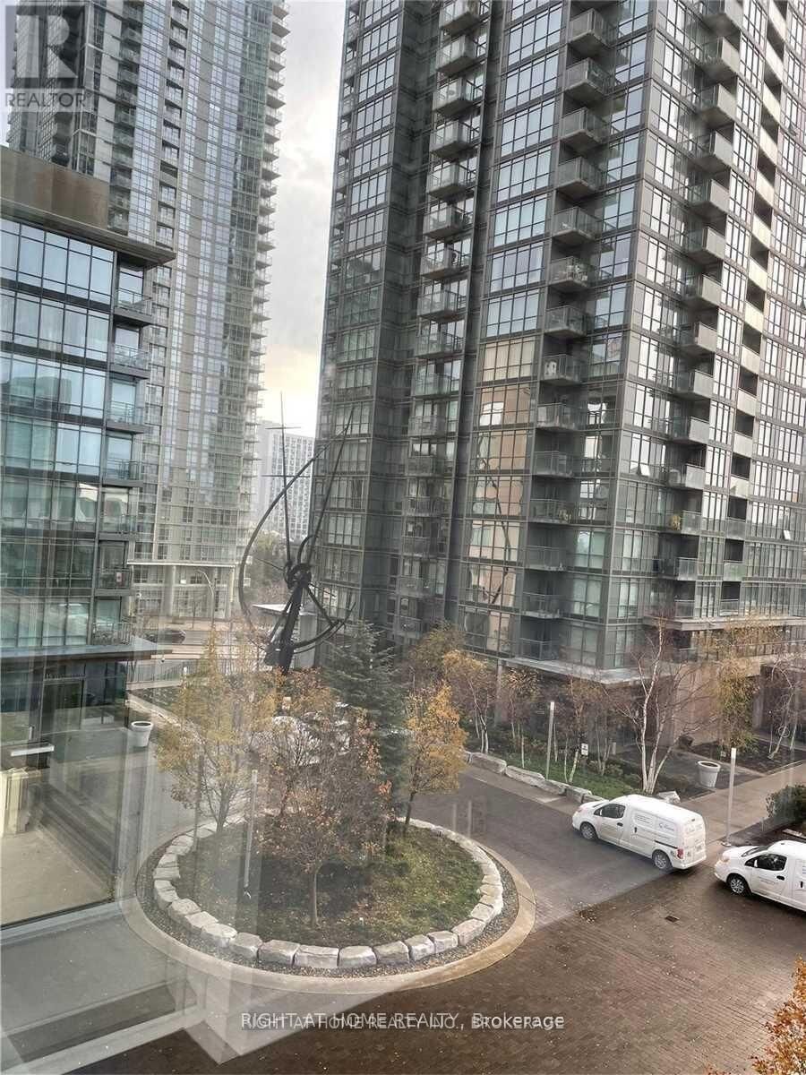 Property Photo:  15 Fort York Boulevard 510  ON M5V 3Y4 