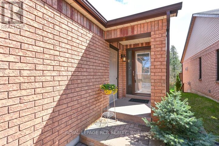 Property Photo:  196 Riverview Road  ON L9R 1Y2 