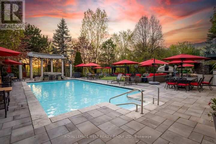 Property Photo:  24 McArthur Heights  ON L6Z 3N2 