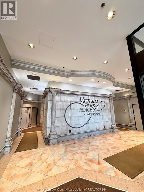 Property Photo:  150 Park Street West 2504  ON N9A 7A2 