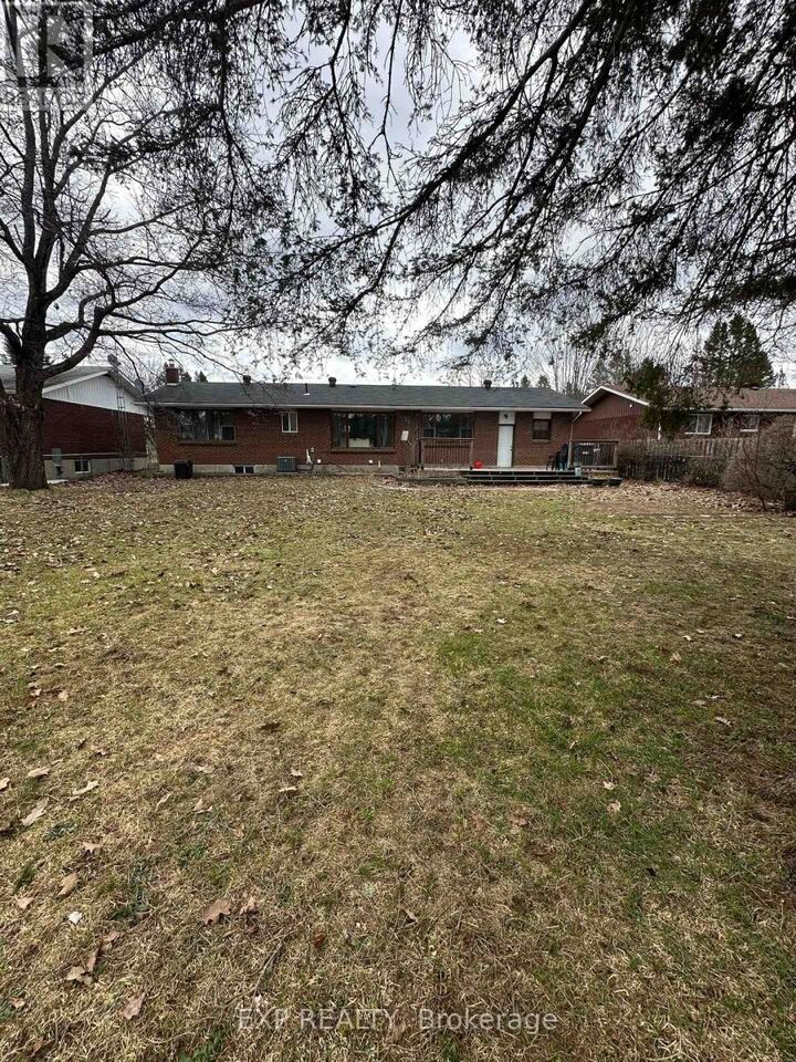 Property Photo:  7 Fitz Avenue  ON P0A 1X0 