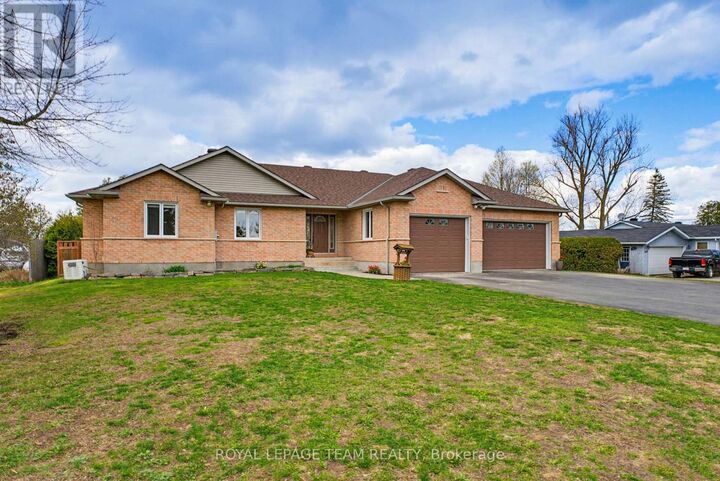 Property Photo:  2141 River Road  ON K0G 1J0 
