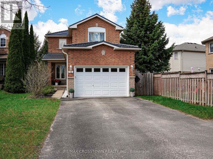 Property Photo:  22 Bluegrass Drive  ON L4N 9N9 