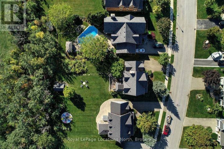 Property Photo:  202 Snowbridge Way  ON L9Y 0V1 
