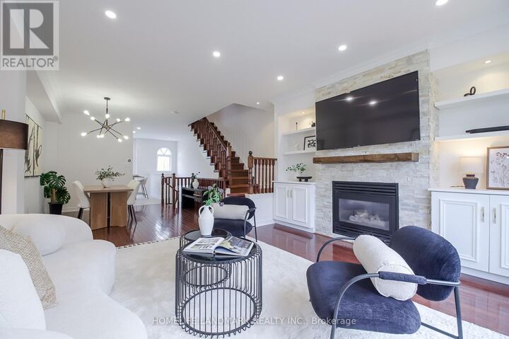 Property Photo:  34 Mendota Road 9  ON M8Y 1E8 