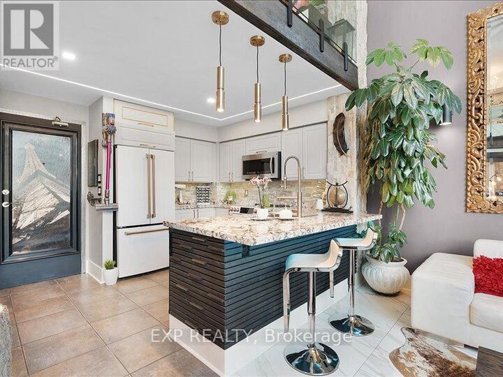 Property Photo:  300 Manitoba Street Ph416  ON M8Y 4G6 
