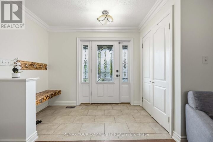 Property Photo:  56 Hirst Avenue  ON L4P 4E5 