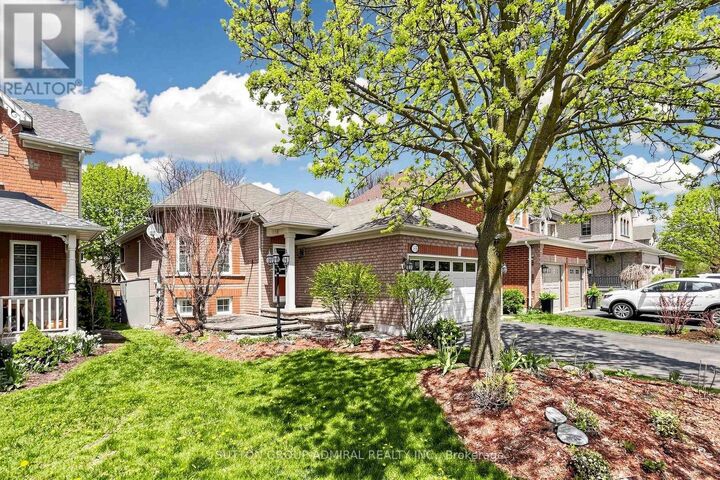 Property Photo:  165 Clearmeadow Boulevard  ON L3X 2E4 