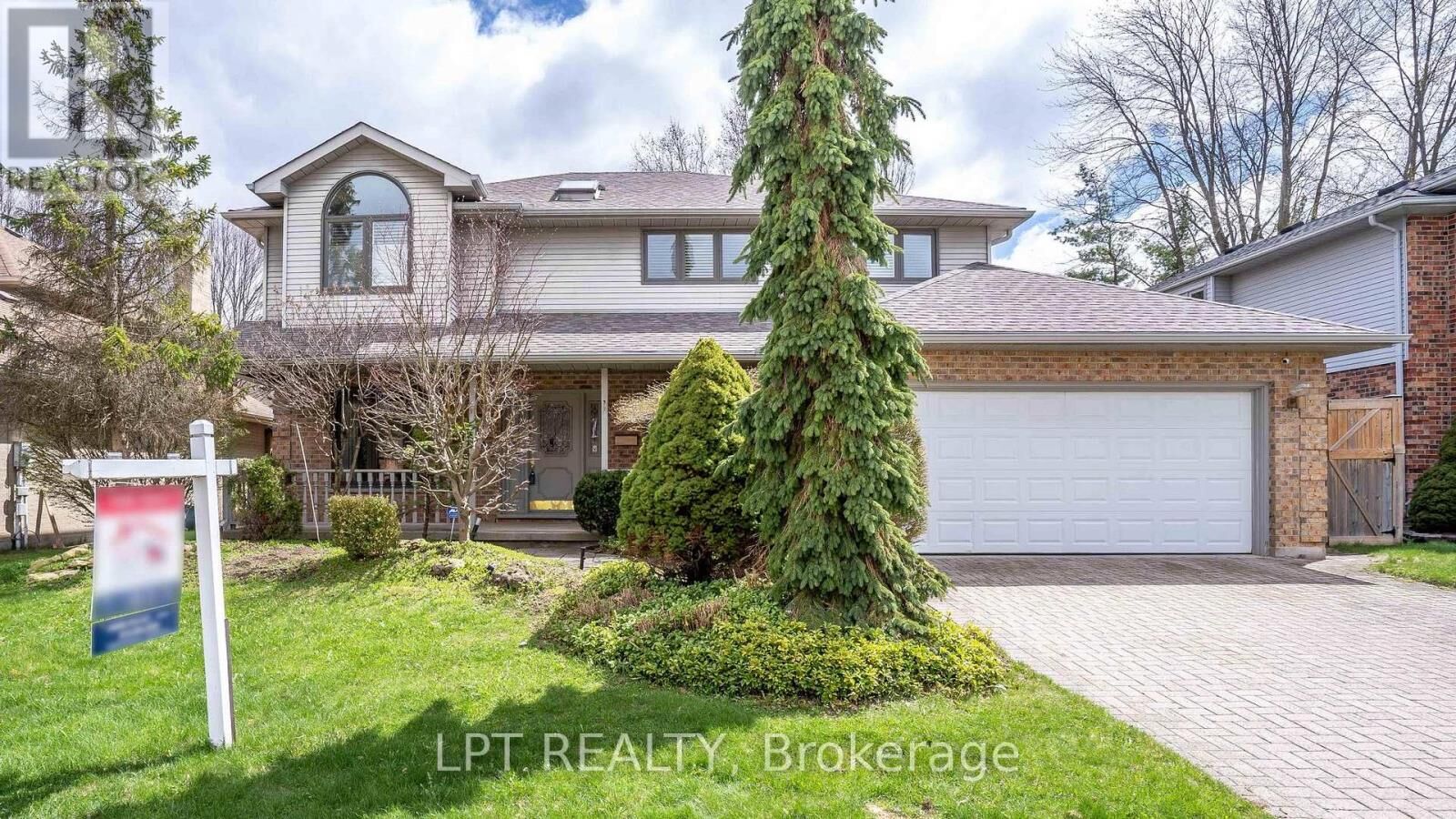 Property Photo:  488 Sunnyside Crescent  ON N5X 3N7 