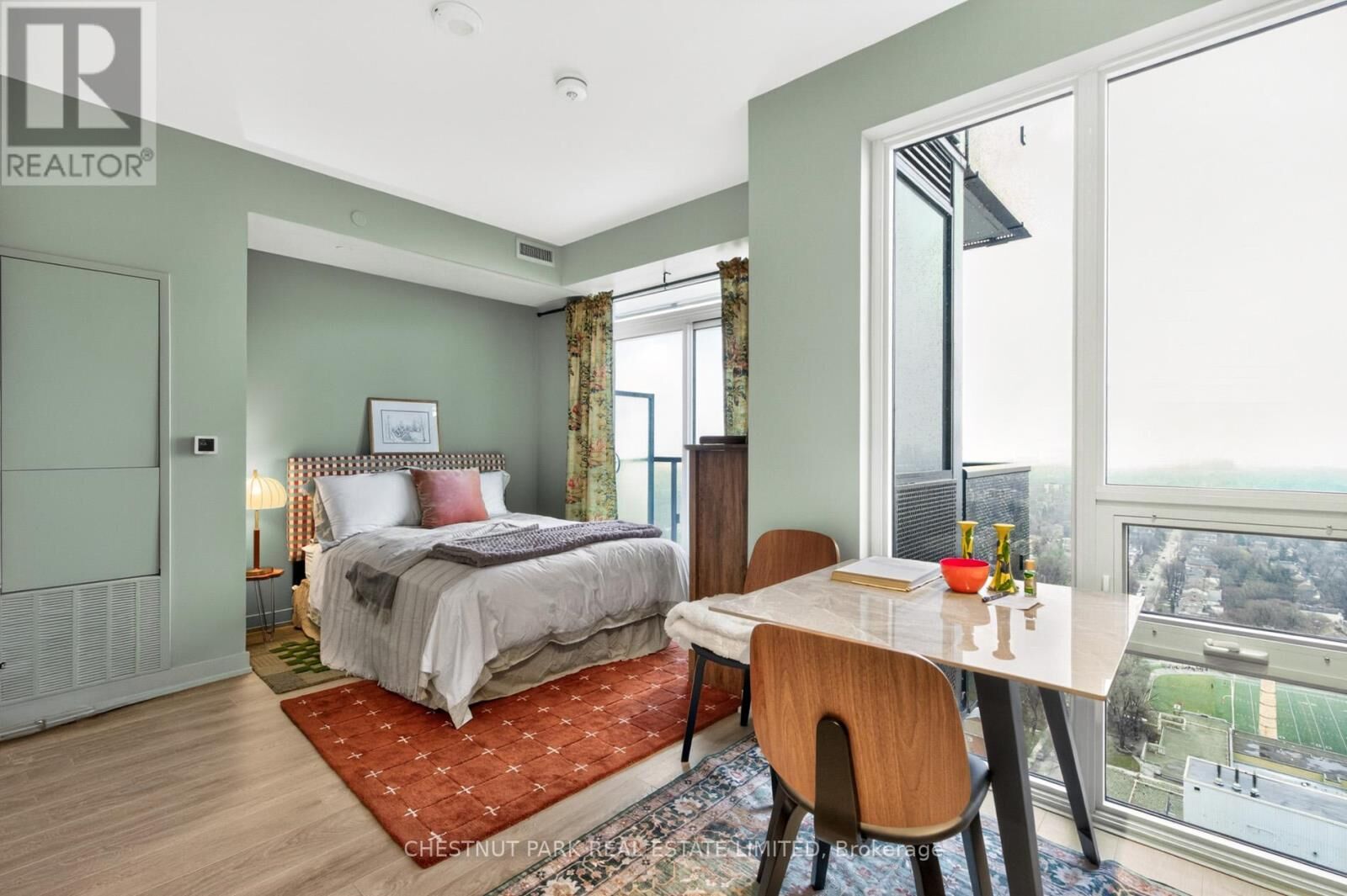 Property Photo:  117 Broadway Avenue 2810  ON M4P 1V3 
