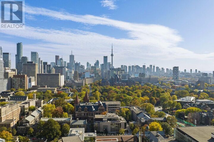 Property Photo:  155 Cumberland Street 1700  ON M5R 1A2 