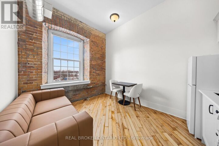 Property Photo:  150 Mill Street 205  ON K7C 1T4 