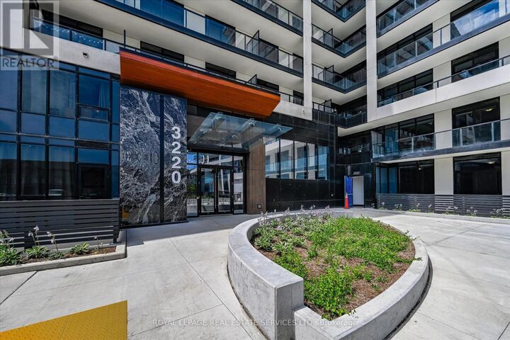 Property Photo:  3220 William Coltson Avenue 314  ON L6H 7X9 