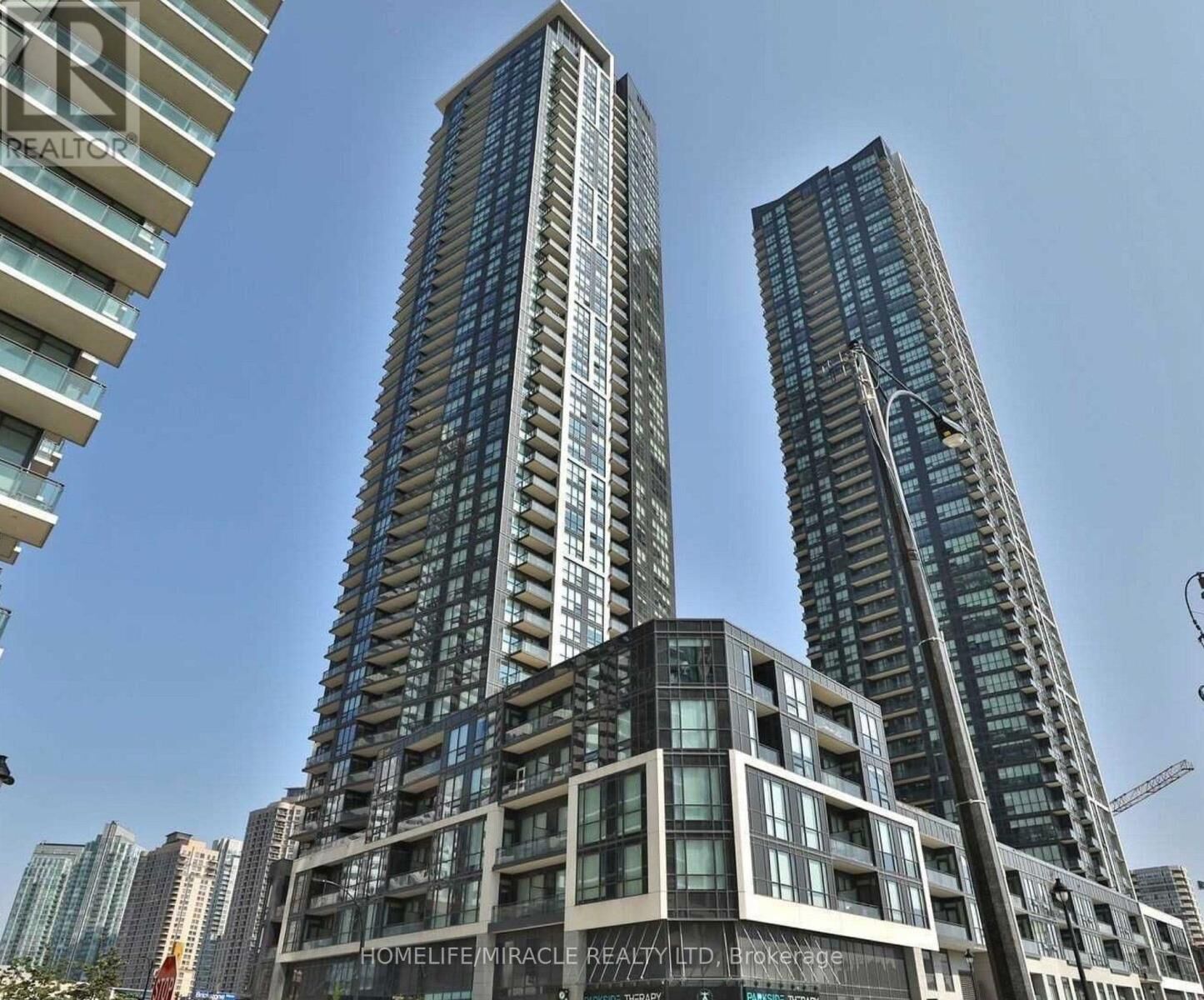 Property Photo:  510 Curran Place 2106  ON L5B 0J8 