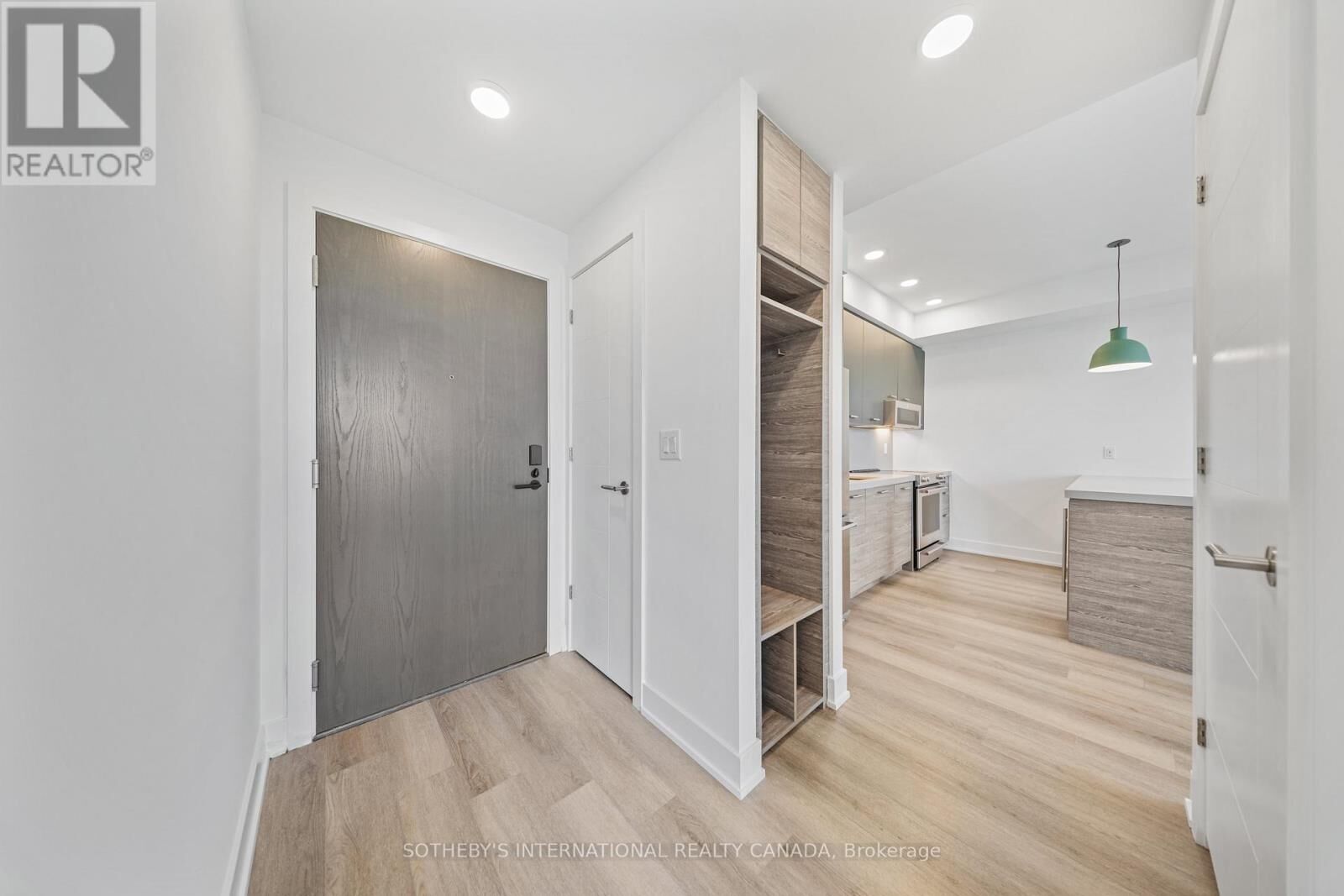 Property Photo:  484 Spadina Avenue 505  ON M5S 0E4 