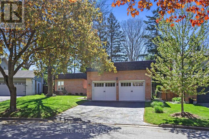 Property Photo:  43 Compton Crescent  ON N6C 4E9 