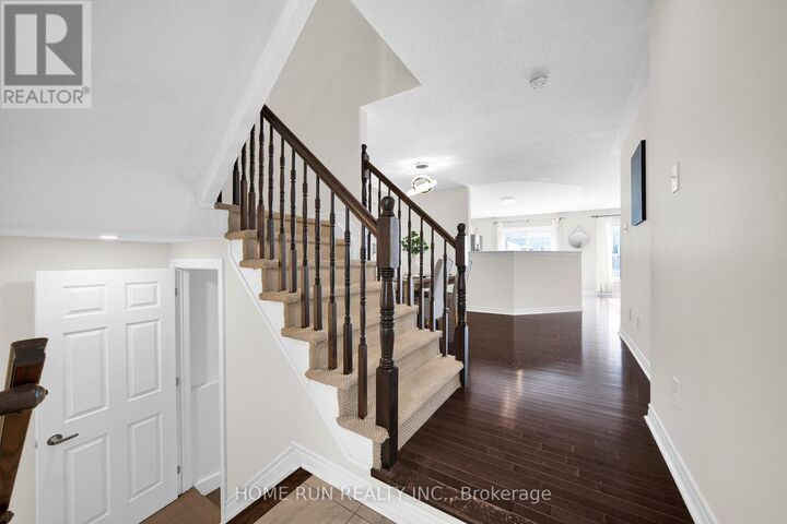 Property Photo:  957 Messor Crescent  ON K2S 0P2 