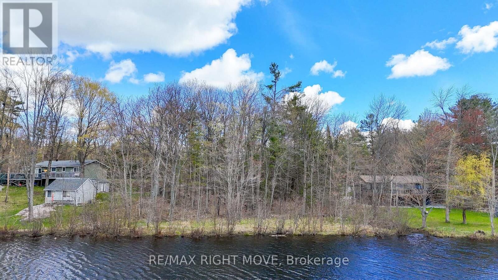 Property Photo:  5123 Severn Pines Crescent  ON L0K 2B0 