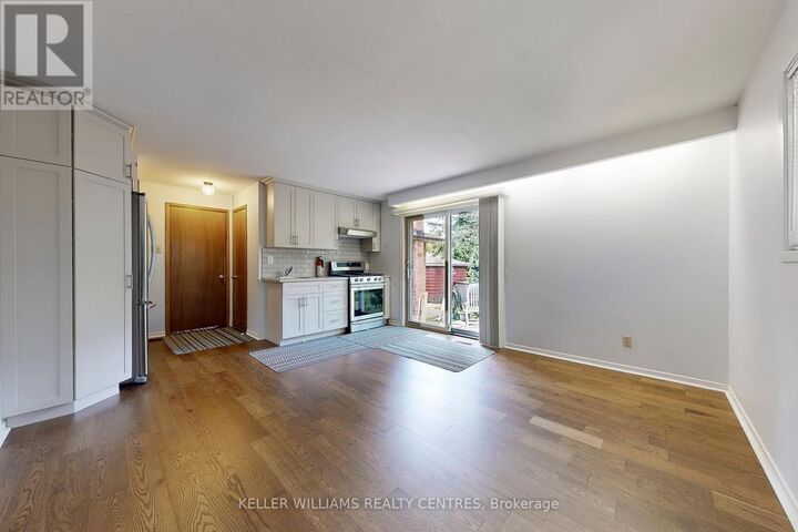 Property Photo:  252 Elgin Mills Road West Unit B  ON L4C 4M2 