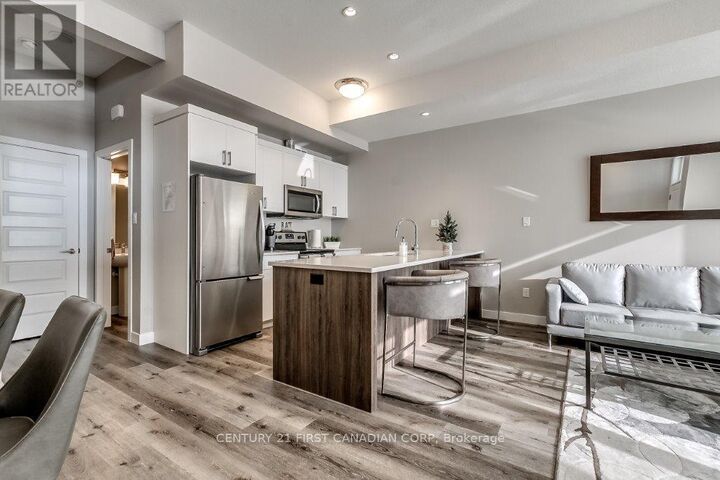 Property Photo:  275 Callaway Road 82  ON N6G 0M3 