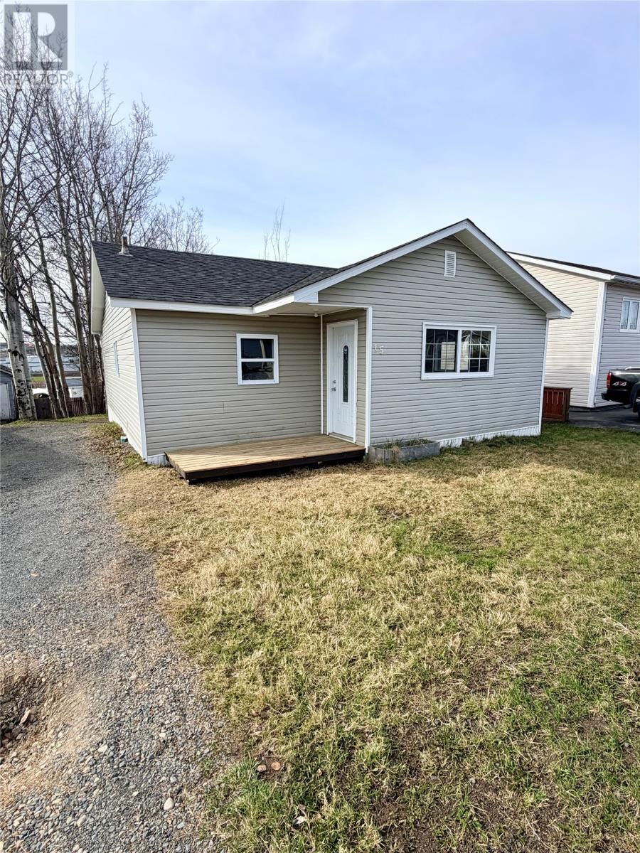 Property Photo:  15 Earle Street  NL A2B 1E9 