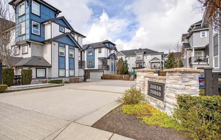 Property Photo:  20860 76 Avenue 44  BC V2Y 0S8 