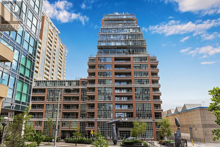 Property Photo:  85 East Liberty Street 2104  ON M6K 3R4 