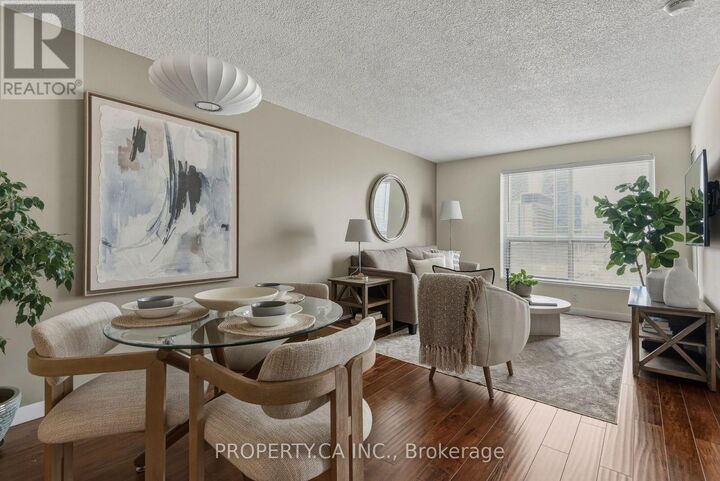 Property Photo:  410 Queens Quay West 1105  ON M5V 3T1 