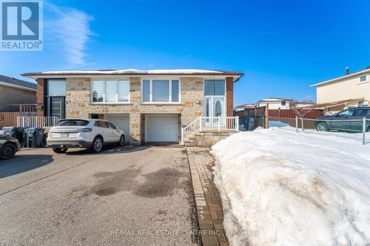 Property Photo:  3392 Homark Drive  ON L4Y 2K7 