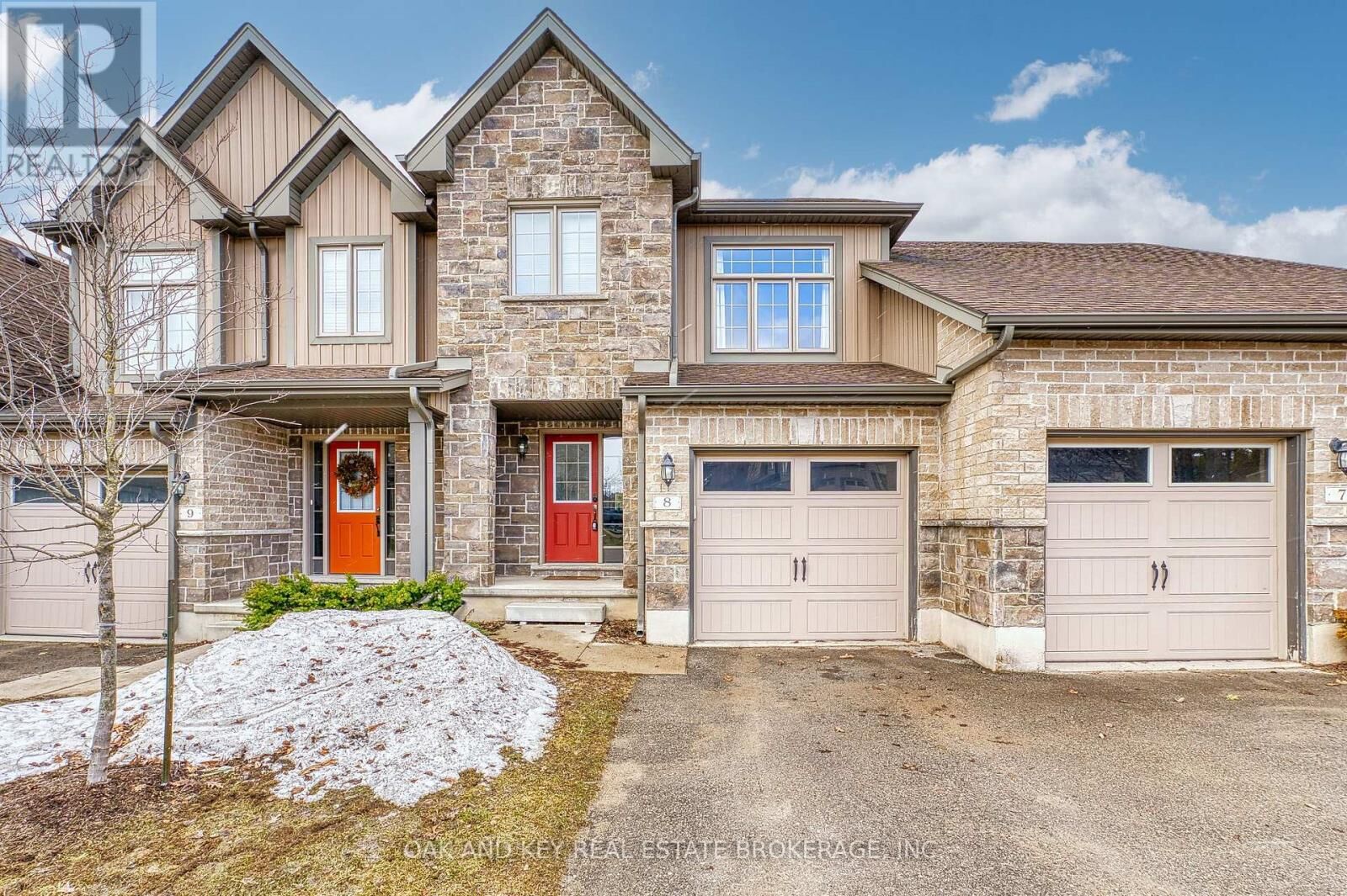 Property Photo:  55 Harrison Street 8  ON N5A 0C9 