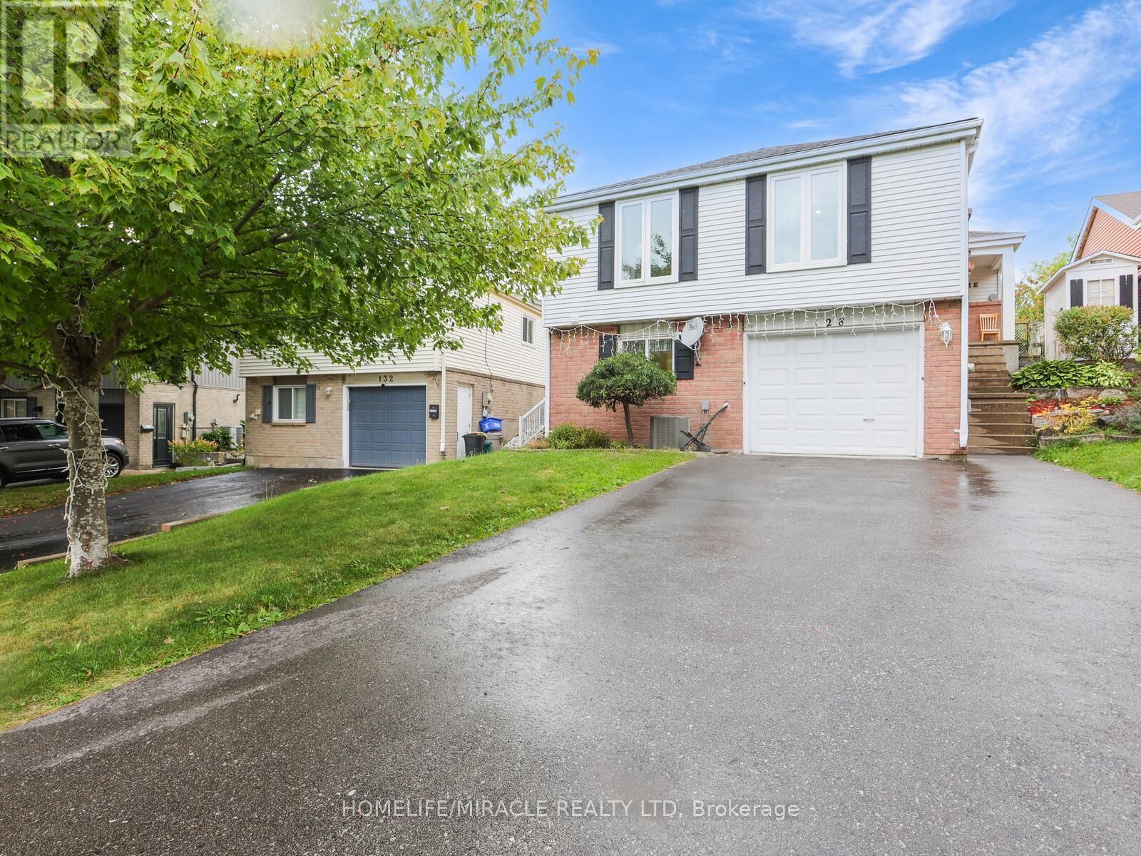 Property Photo:  128 Macatee Place South  ON N1R 6Z8 