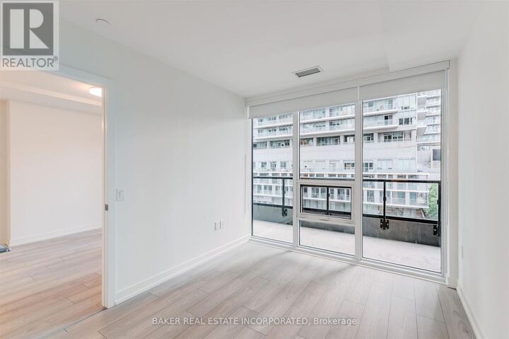 Property Photo:  223 Redpath Avenue 202  ON M4P 0E8 