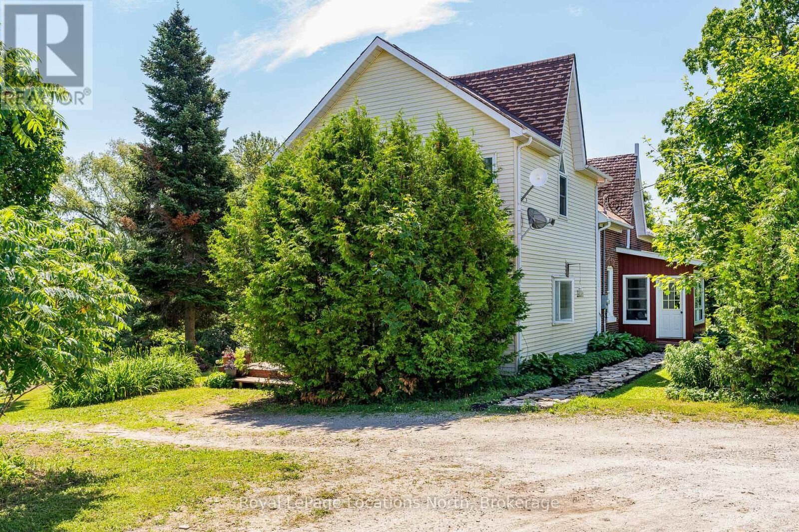 Property Photo:  138237 Grey Road 112 Road  ON N4L 1W5 