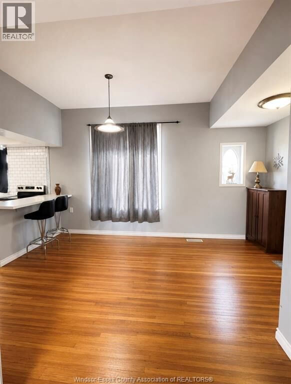 Property Photo:  272 McKay Avenue  ON N9B 1Z4 