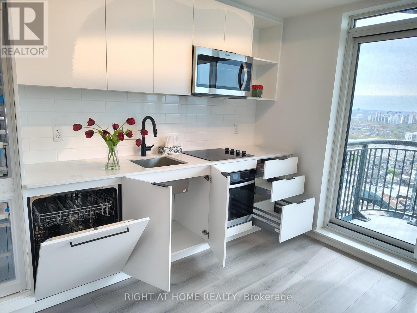 Property Photo:  1185 Dupont Street 2411  ON M6H 0G5 