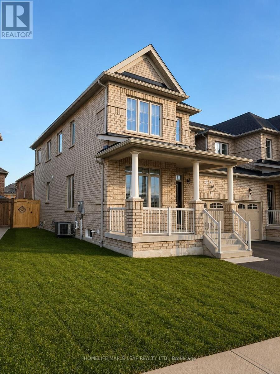 Property Photo:  19 Vanwood Crescent  ON L6P 2X4 