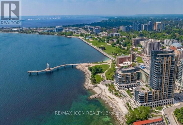 Property Photo:  2060 Lakeshore Road 602  ON L7R 0G2 