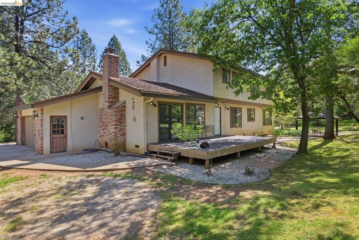 Property Photo:  23071 Gold Springs Dr  CA 95310 
