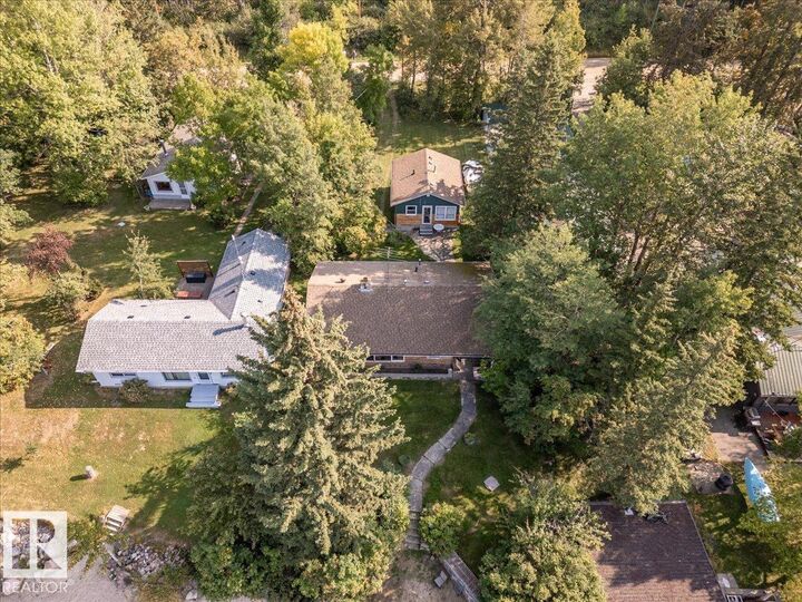 Property Photo:  60 Beach Ave  AB T0C 2C0 