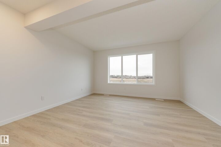Property Photo:  17236 4 Street NW  AB T5Y 4G5 