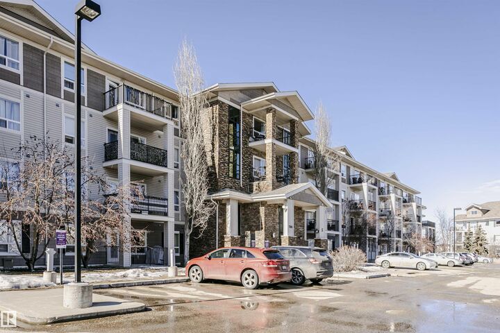 Property Photo: 7335 South Terwillegar Drive NW 5217 AB T6R 0M1