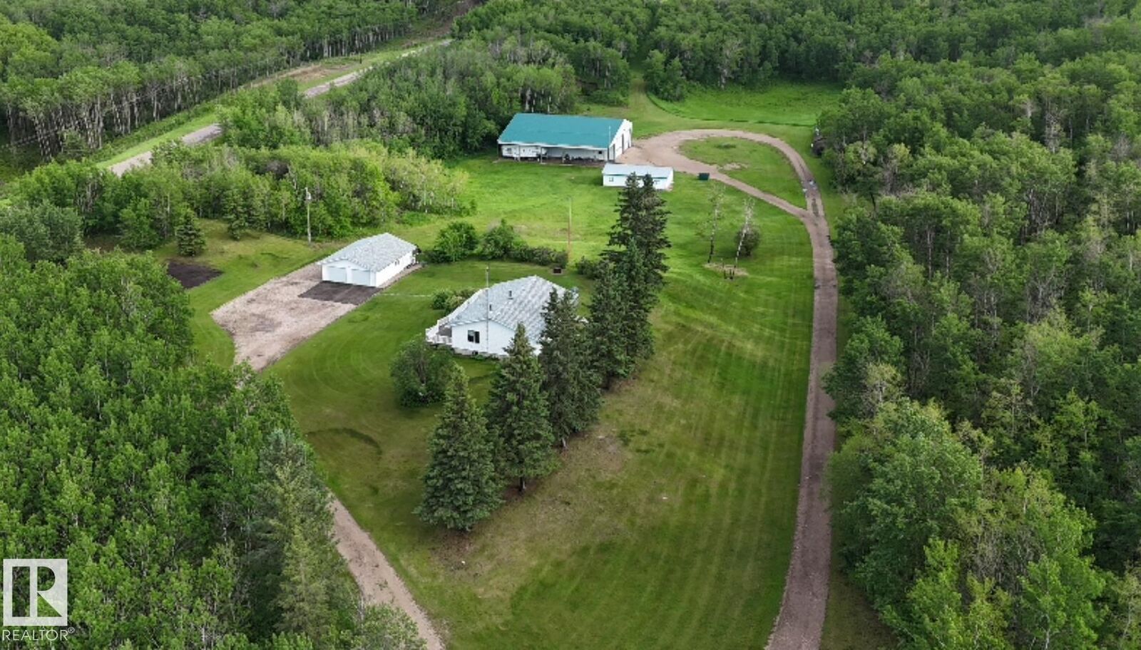 Property Photo:  56320 Rng Rd 55  AB T0A 1A0 