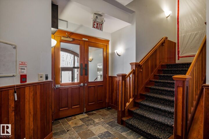 Property Photo:  10141 95 Street NW 204  AB T5H 2A8 